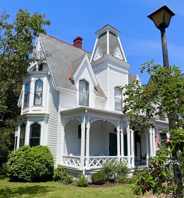 1880, the Nash-Gill house is a prime example of Gothic architecture
